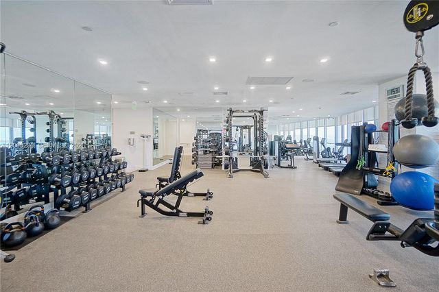 1100 Biscayne Blvd 6001, Miami, FL 33132