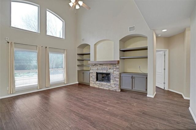 2001 Singing HLS, Leander, TX 78641