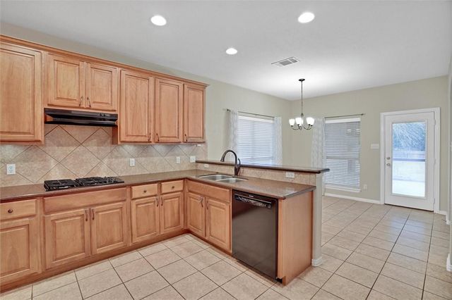 2001 Singing HLS, Leander, TX 78641