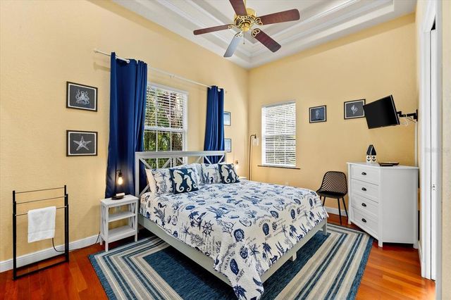4001 5TH AVENUE, Holmes Beach, FL 34217