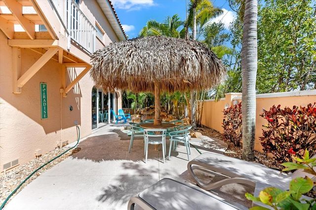 4001 5TH AVENUE, Holmes Beach, FL 34217