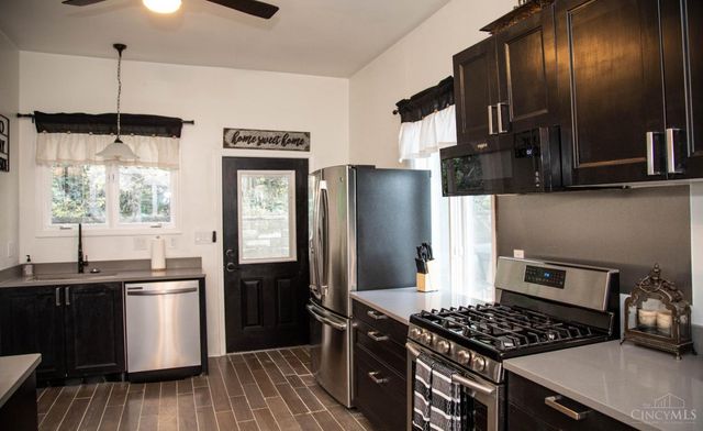 512 Fairbanks Avenue, Cincinnati, OH 45205