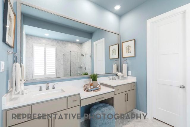 2731 Pathway Crest Lane, Webster, TX 77598