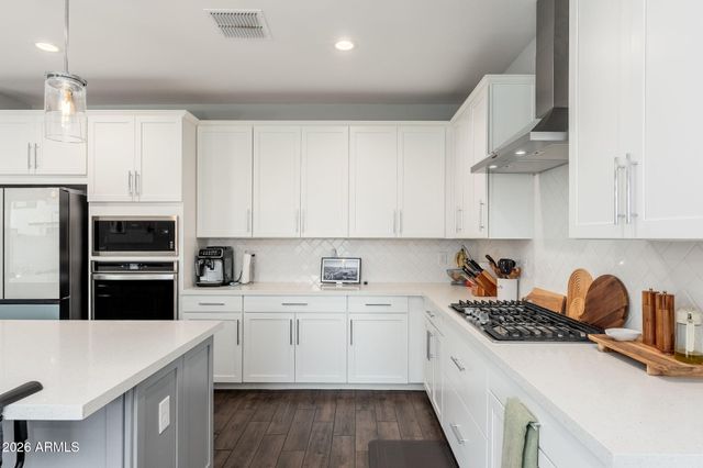 10959 W MCKINLEY Street, Avondale, AZ 85323