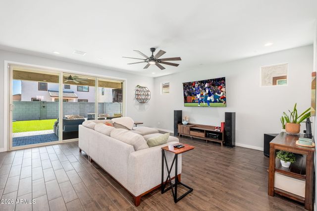 10959 W MCKINLEY Street, Avondale, AZ 85323