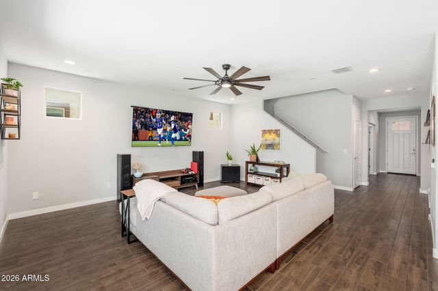 10959 W MCKINLEY Street, Avondale, AZ 85323