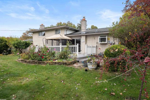 6702 Chirco Court, Shelby Twp, MI 48316