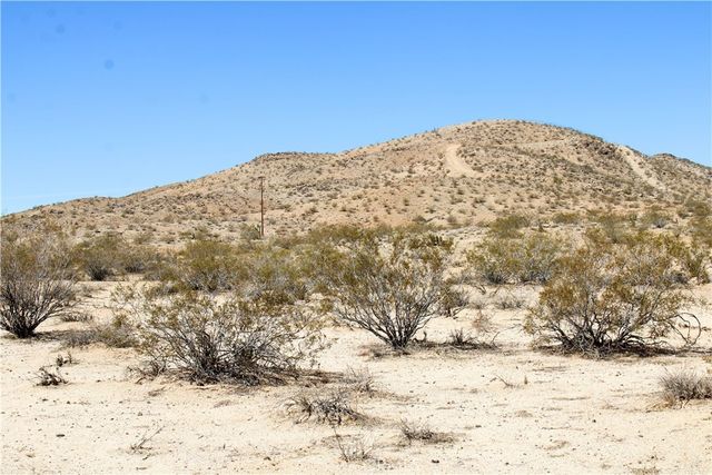 5 AC Sunny Vista Road, Joshua Tree, CA 92252
