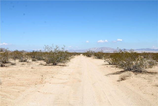 5 AC Sunny Vista Road, Joshua Tree, CA 92252