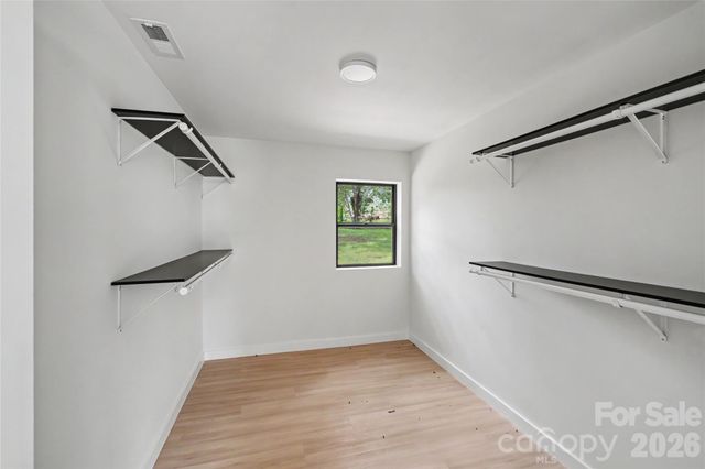 3801 Woodleaf Road, Charlotte, NC 28205