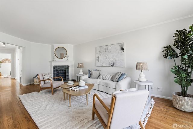 2442 45th Avenue, San Francisco, CA 94116