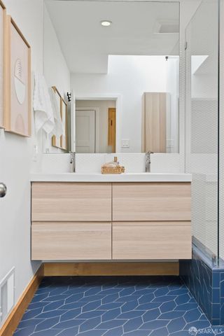 2442 45th Avenue, San Francisco, CA 94116
