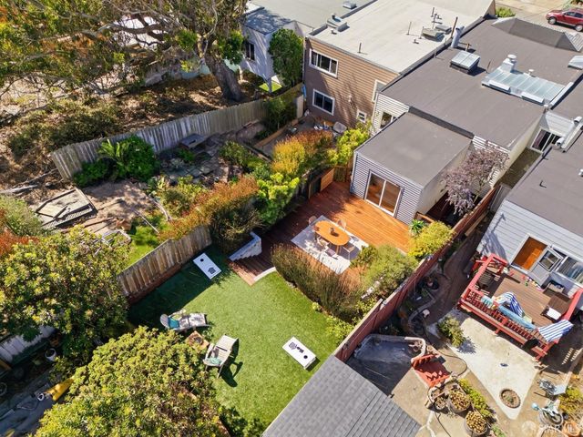 2442 45th Avenue, San Francisco, CA 94116