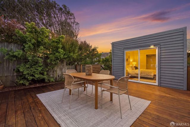2442 45th Avenue, San Francisco, CA 94116