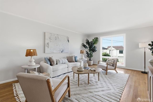 2442 45th Avenue, San Francisco, CA 94116