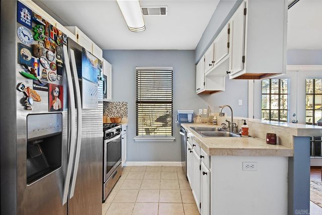 1501 Calgary Cove, Little Rock, AR 72211