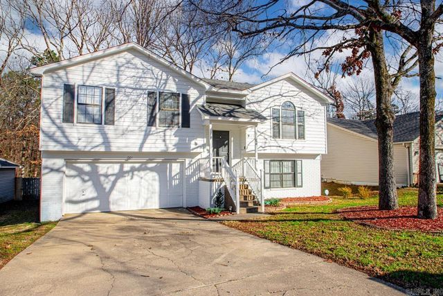 1501 Calgary Cove, Little Rock, AR 72211