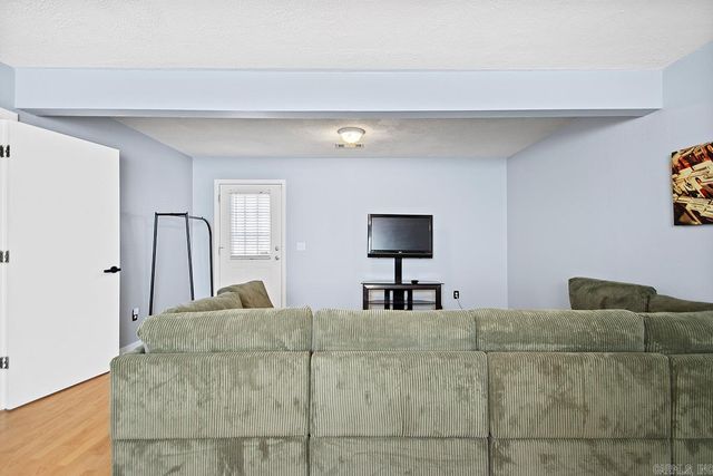 1501 Calgary Cove, Little Rock, AR 72211