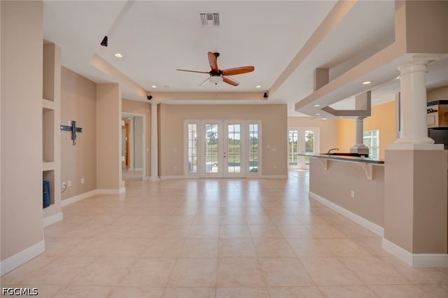 638 Parkdale BLVD, Lehigh Acres, FL 33974