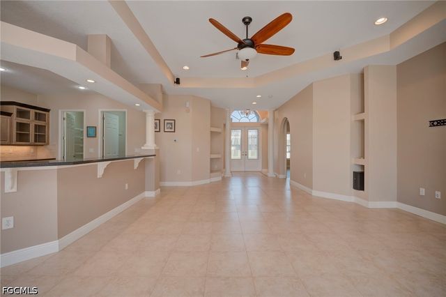 638 Parkdale BLVD, Lehigh Acres, FL 33974