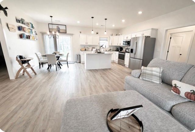 1328 W 19th Street, Maryville, MO 64468