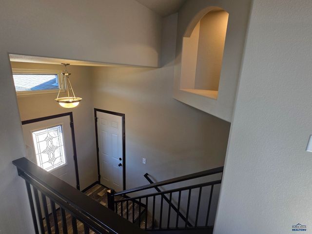 3974 MAGNUM RD, Rapid City, SD 57703