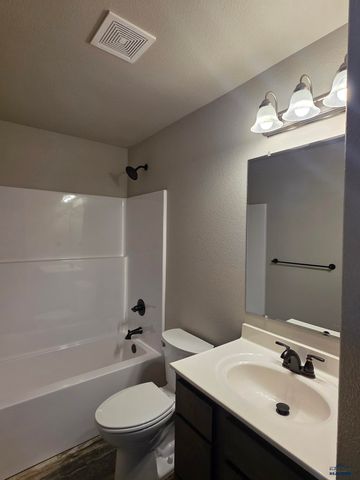 3974 MAGNUM RD, Rapid City, SD 57703