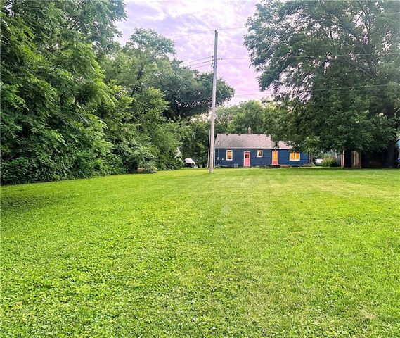13811 Belmont Avenue, Grandview, MO 64030