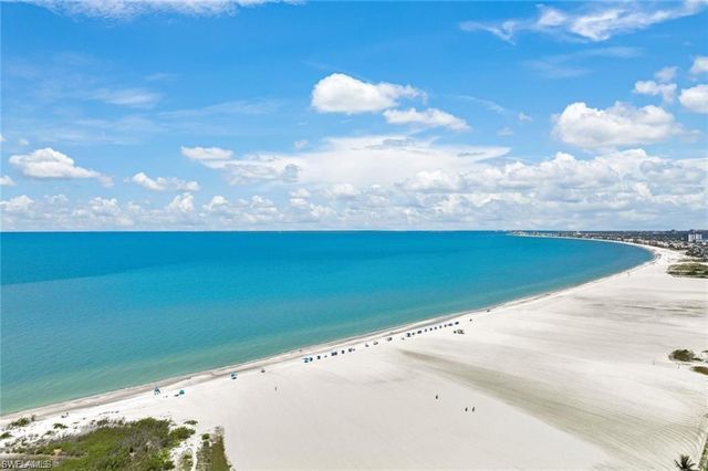 200 Mid Island DR, Fort Myers Beach, FL 33931