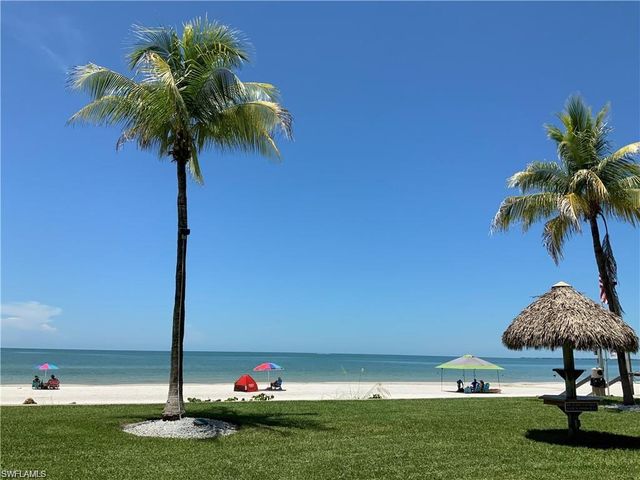 200 Mid Island DR, Fort Myers Beach, FL 33931