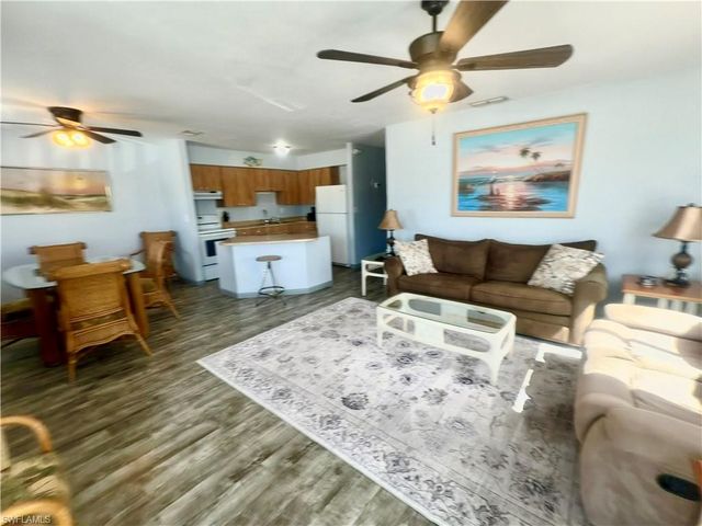 200 Mid Island DR, Fort Myers Beach, FL 33931