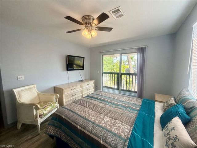 200 Mid Island DR, Fort Myers Beach, FL 33931