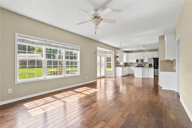 1600 Sunnington Grove Drive, Dayton, OH 45458