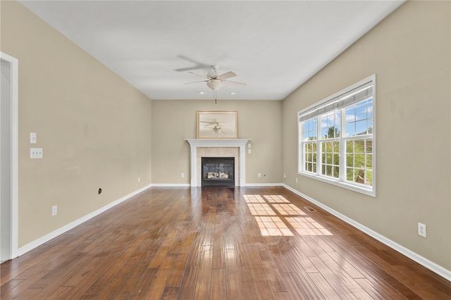 1600 Sunnington Grove Drive, Dayton, OH 45458