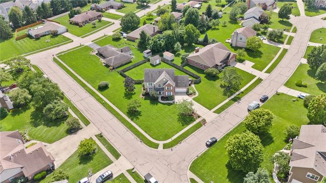 1600 Sunnington Grove Drive, Dayton, OH 45458