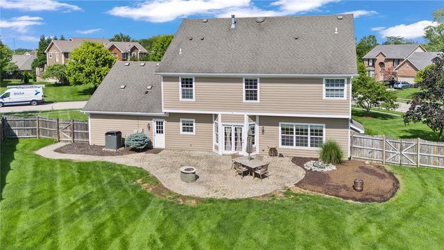 1600 Sunnington Grove Drive, Dayton, OH 45458
