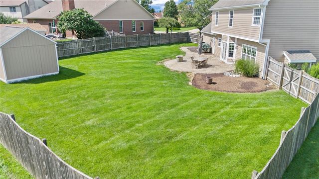1600 Sunnington Grove Drive, Dayton, OH 45458