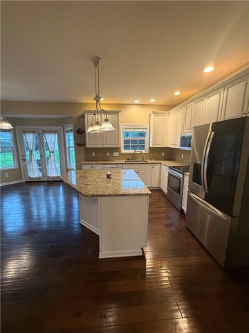 1600 Sunnington Grove Drive, Dayton, OH 45458