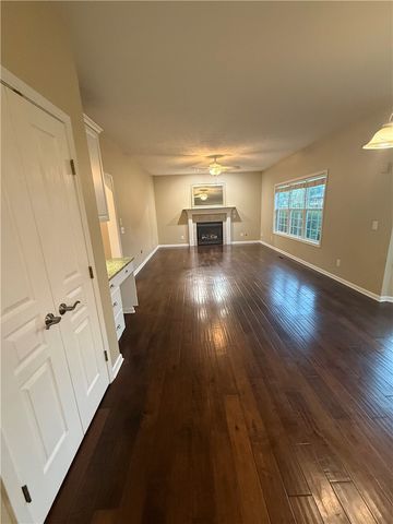 1600 Sunnington Grove Drive, Dayton, OH 45458