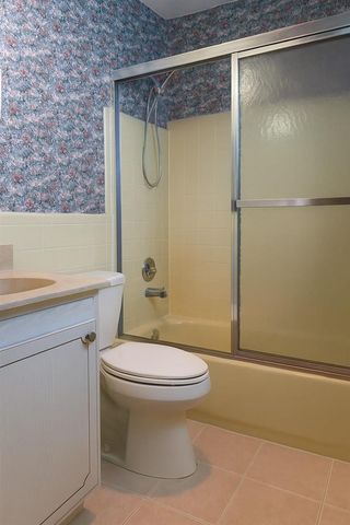 8415 NW 59th Place, Tamarac, FL 33321