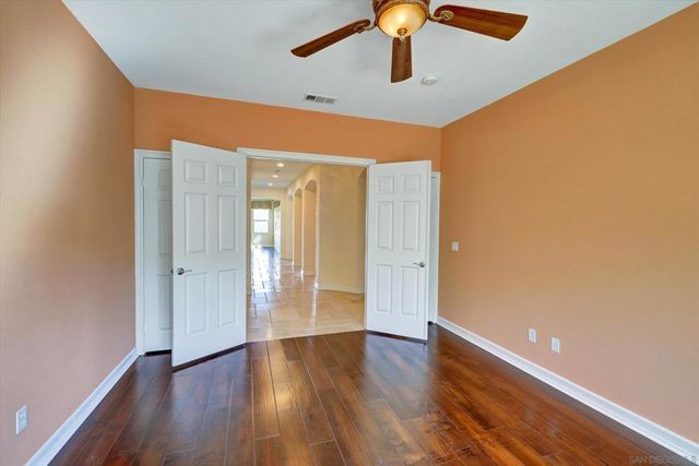 25440 Rue Lausanne, Escondido, CA 92026