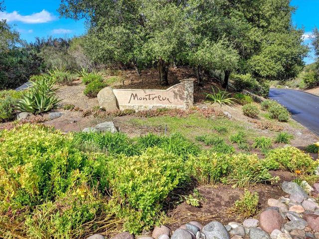 25440 Rue Lausanne, Escondido, CA 92026