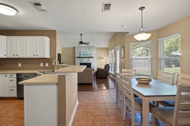933 Calder Street, Howe, TX 75459