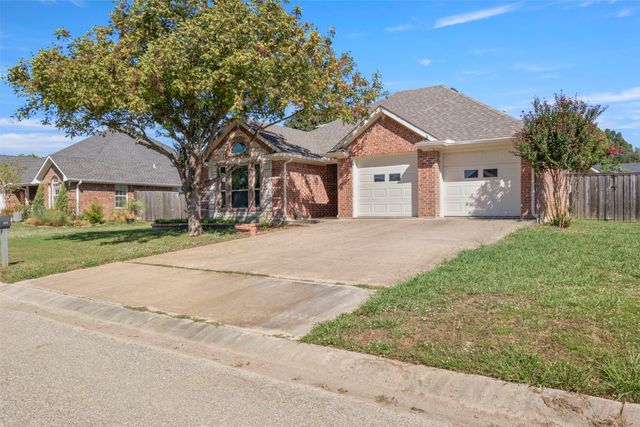 933 Calder Street, Howe, TX 75459
