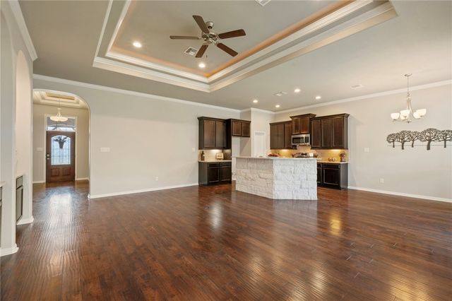 2502 Kinnersley Lane, College Station, TX 77845