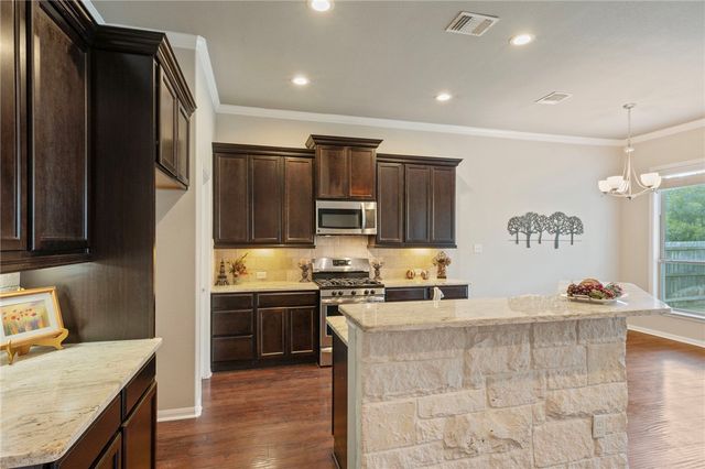 2502 Kinnersley Lane, College Station, TX 77845