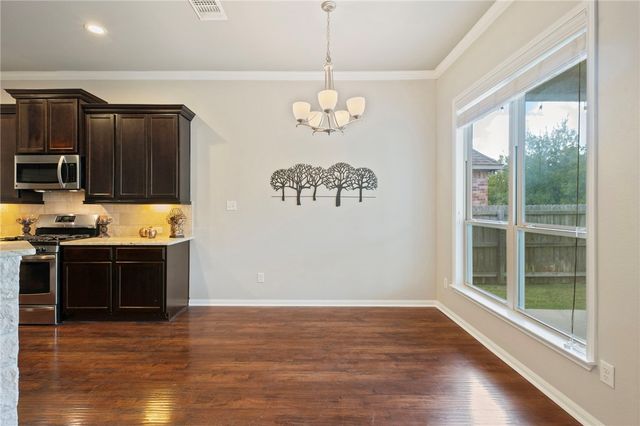 2502 Kinnersley Lane, College Station, TX 77845