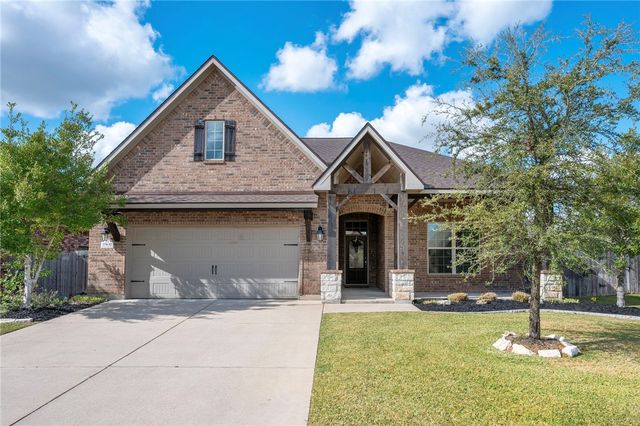 2502 Kinnersley Lane, College Station, TX 77845