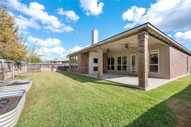 2502 Kinnersley Lane, College Station, TX 77845