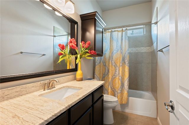 2502 Kinnersley Lane, College Station, TX 77845